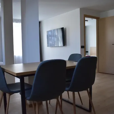 Suur-posti Aparthotel Pärnu
